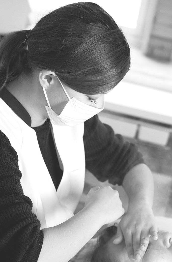 フェイスマッサージ